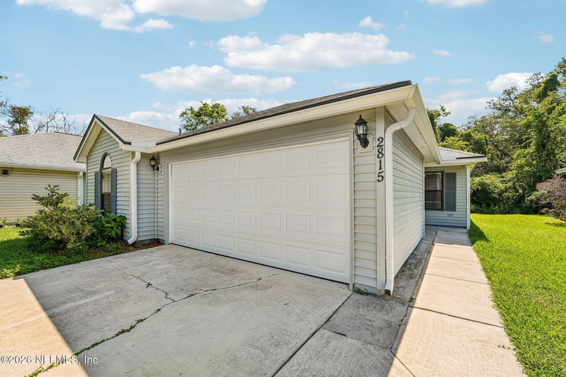 2815 Majestic Cypress Dr E, Jacksonville, FL 32233
