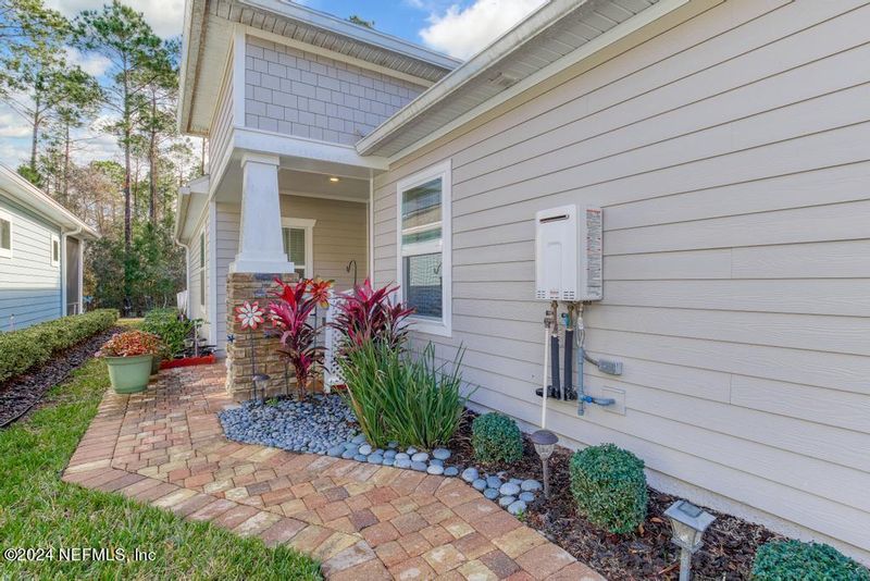 2817 Lucena Ln, Jacksonville, FL 32246