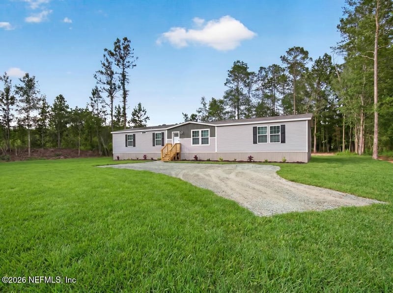 2817 Spring Dr, Middleburg, FL 32068