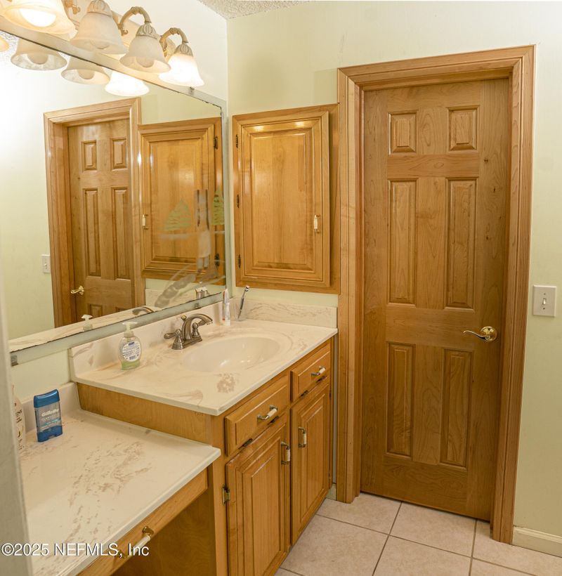 282 Devonshire Ln, Orange Park, FL 32073