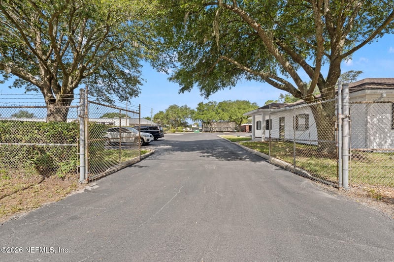 2820 Spring Glen Rd, Jacksonville, FL 32207