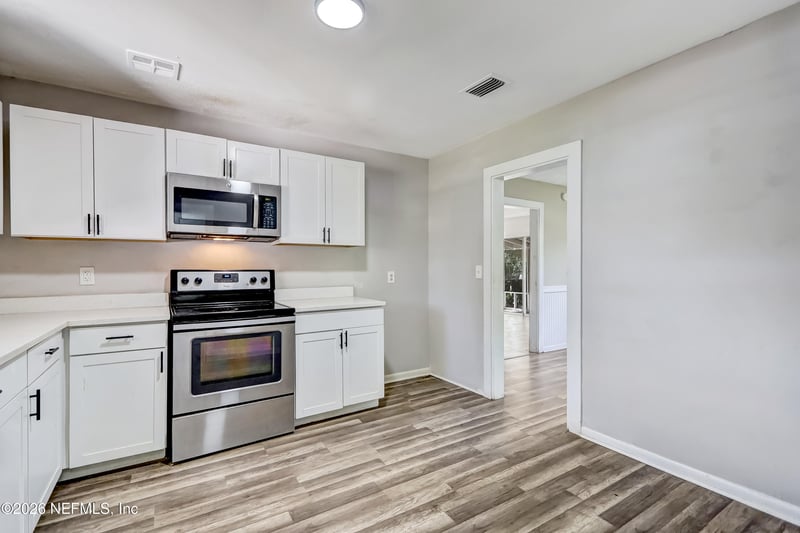 2824 Woodland Dr, Orange Park, FL 32073