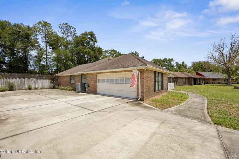 2834 Circle Ridge Dr, Orange Park, FL 32065