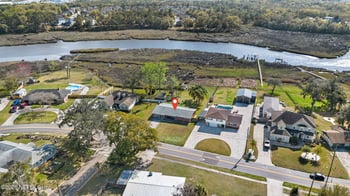 284 Baisden Rd, Jacksonville, FL 32218