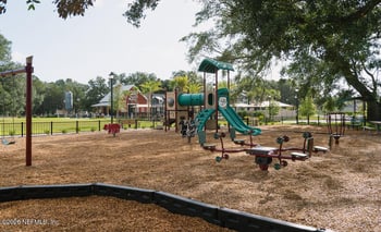 2841 Hammock Dale Ct, Green Cove Springs, FL 32043
