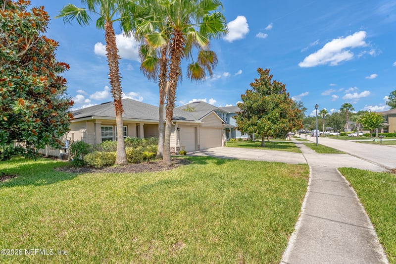 285 W Adelaide Dr, Fruit Cove, FL 32259
