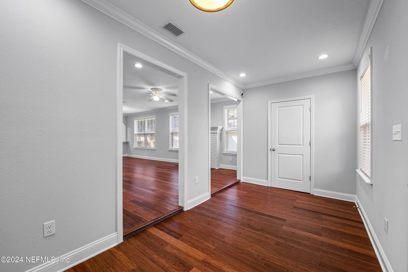 2856 Rosselle St, Jacksonville, FL 32205