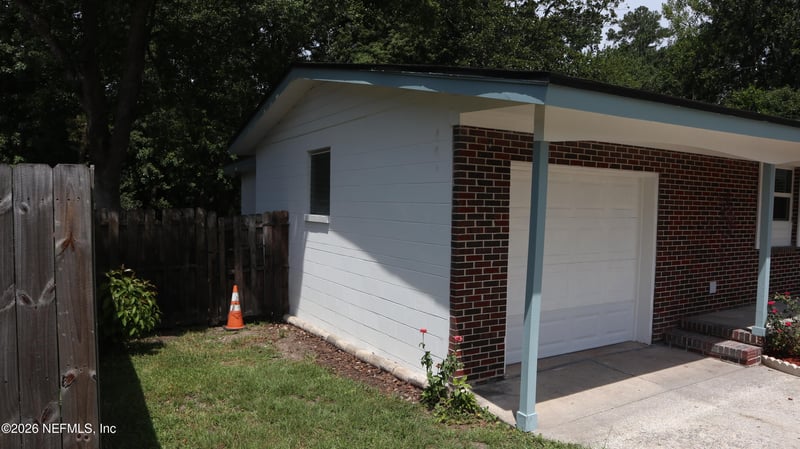 2860 Emily Ln W, Jacksonville, FL 32216