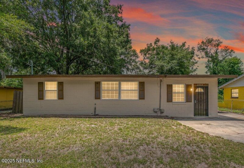 2864 Leonid Rd, Jacksonville, FL 32218
