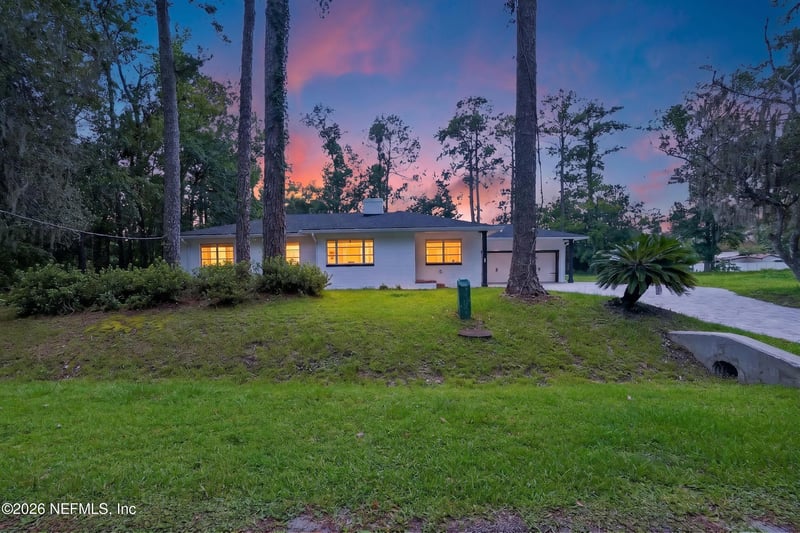 2864 Scott Cir, Jacksonville, FL 32223