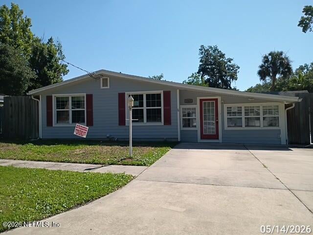 2865 Robinette Dr, Orange Park, FL 32073