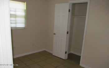 2870 Lenox Ave, Jacksonville, FL 32254