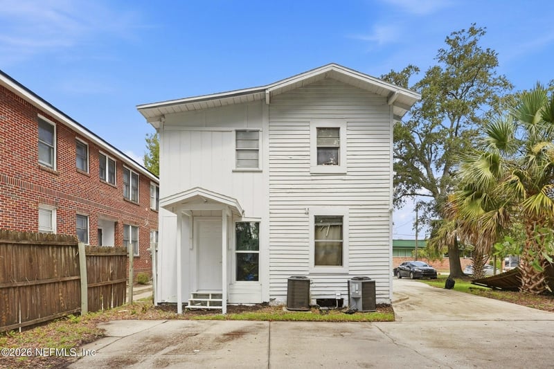 2876 College St, Jacksonville, FL 32205