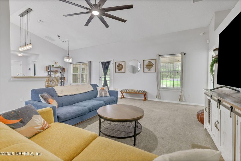 2883 Longleaf Ranch Cir, Middleburg, FL 32068