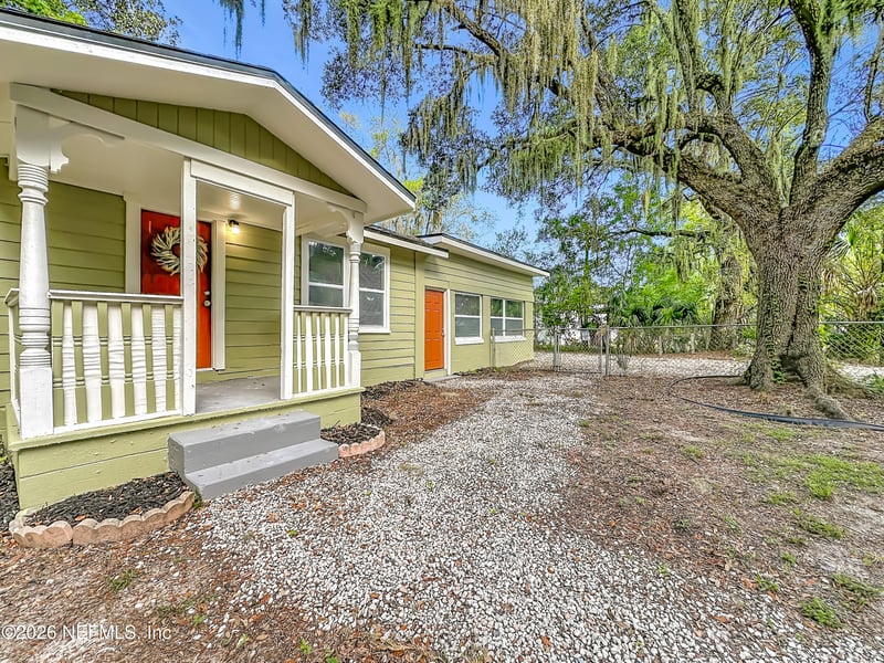 2891 Del Rio Dr, St Augustine, FL 32084