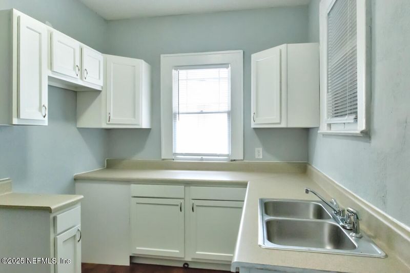 29 W 21st St, Jacksonville, FL 32206
