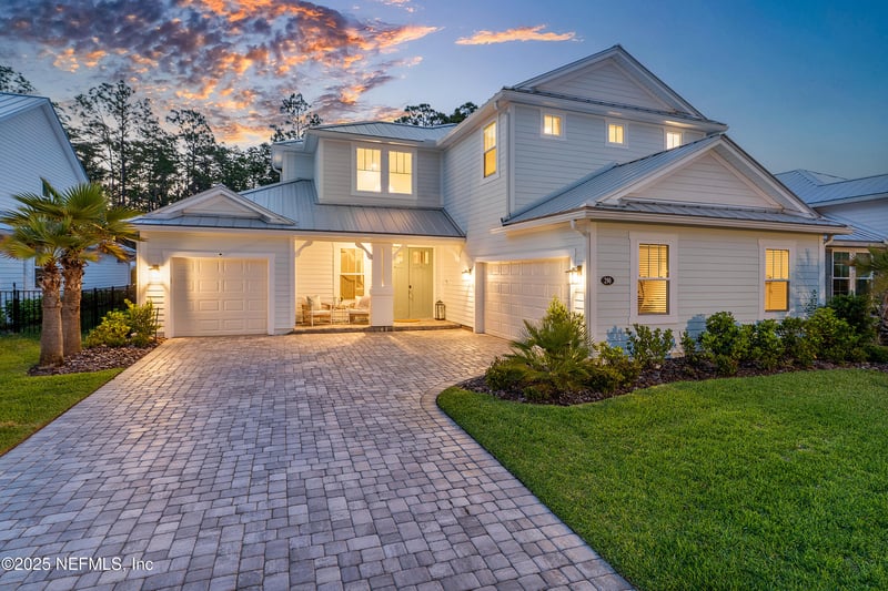 290 Marquesa Cir, St Johns, FL 32259