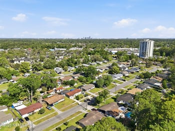 2904 E Loran Dr, Jacksonville, FL 32216