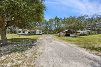 29136 Pigeon Creek Rd, Hilliard, FL 32046
