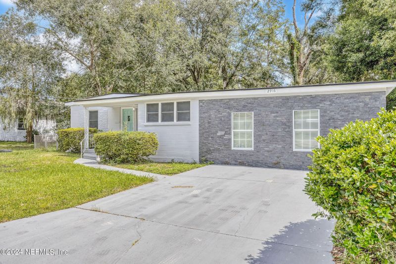 2916 Lippia Rd, Jacksonville, FL 32209