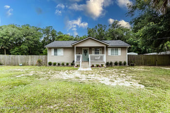 2916 Peach Dr, Jacksonville, FL 32246