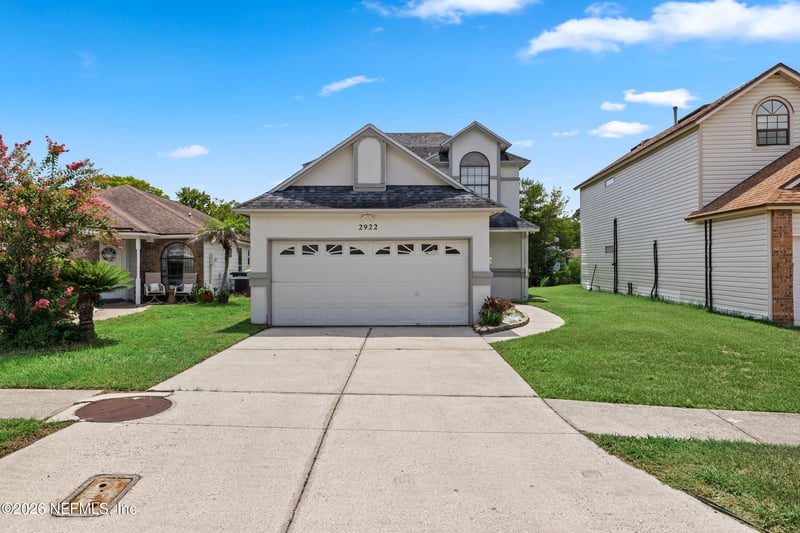 2922 Lantana Lakes Dr E, Jacksonville, FL 32246