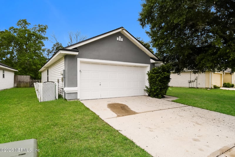 2929 Brittany Bluff Dr, Orange Park, FL 32073