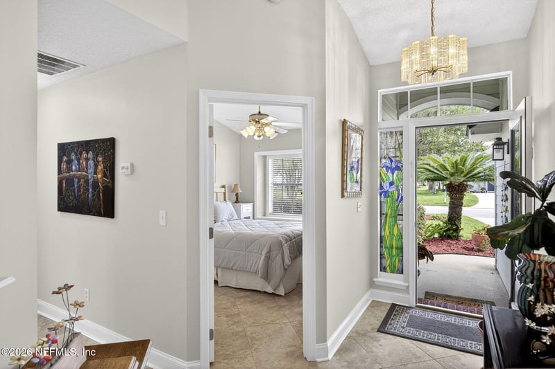 293 Maplewood Dr, St Johns, FL 32259