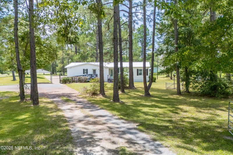 2932 NW Cr 125, Lawtey, FL 32058