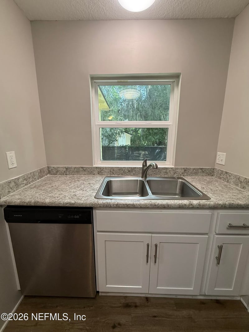 2934 Bethel Ct, Jacksonville, FL 32207