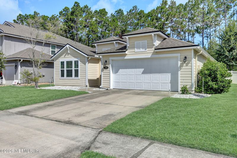 294 Grampian Highlands Dr, St Johns, FL 32259