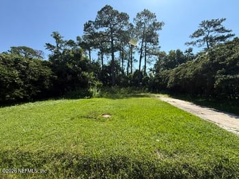 2947 Brackridge Blvd E, Jacksonville, FL 32216