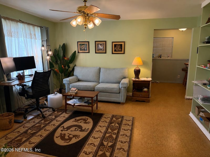 2951 Sandhurst Rd E, Jacksonville, FL 32277