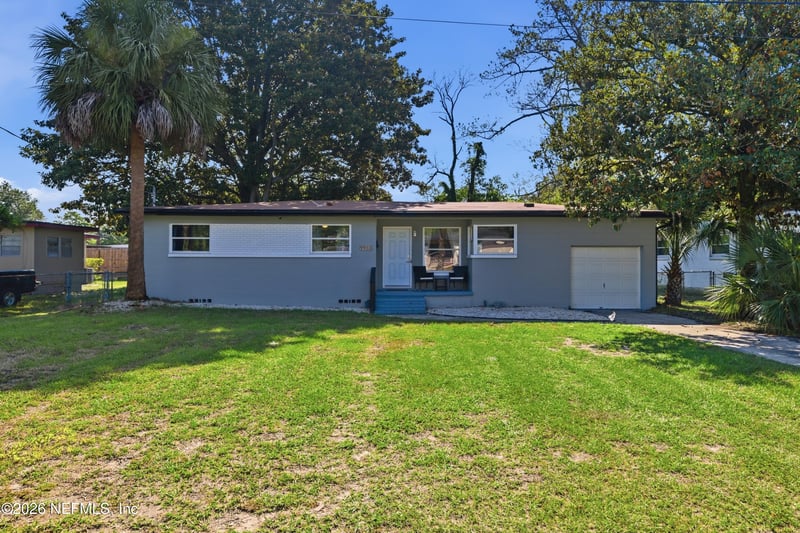 2959 Charme Dr, Jacksonville, FL 32277
