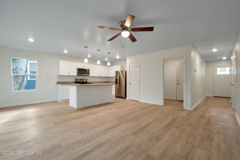 2985 Myra St, Jacksonville, FL 32205
