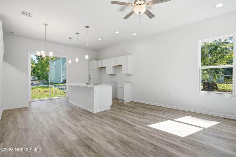 2985 Snell St, Jacksonville, FL 32218