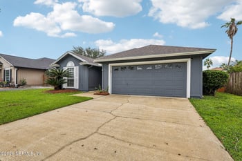 2990 Tunica Trl, Middleburg, FL 32068