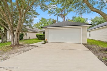 2991 Centerwood Dr, Jacksonville, FL 32218