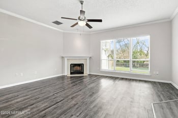2995 Southbank Cir, Green Cove Springs, FL 32043