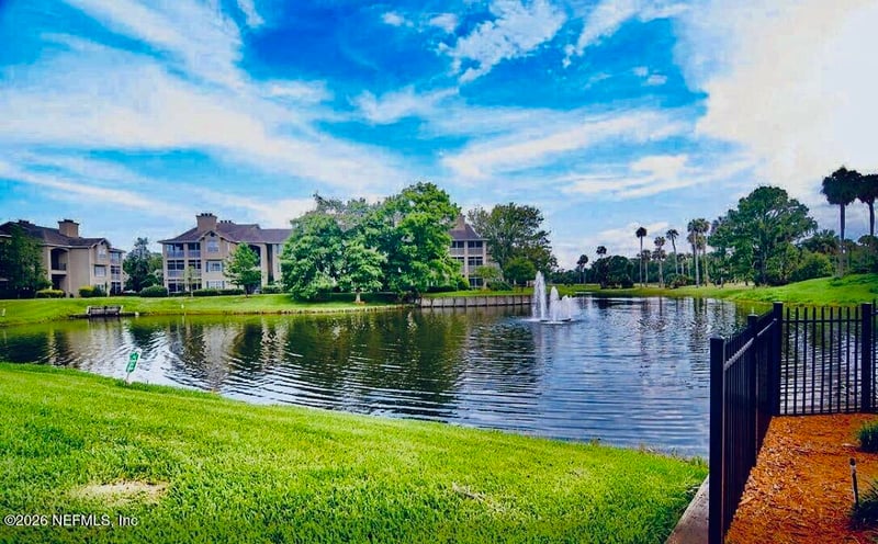 300 Sandiron Cir #327, Ponte Vedra Beach, FL 32082