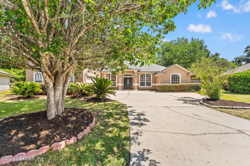 3003 Five Oaks Ln, Green Cove Springs, FL 32043