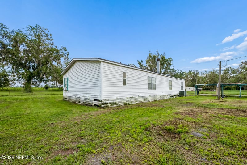 3009 NW 228th St, Lawtey, FL 32058