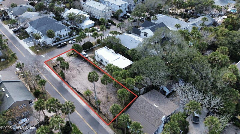 301 2nd St, Atlantic Beach, FL 32233
