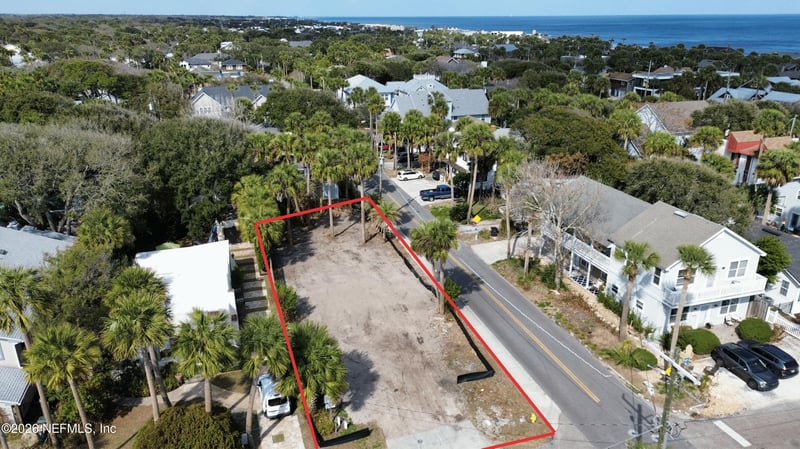 301 2nd St, Atlantic Beach, FL 32233