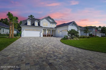 301 Courtney Oaks Dr, St Augustine, FL 32092