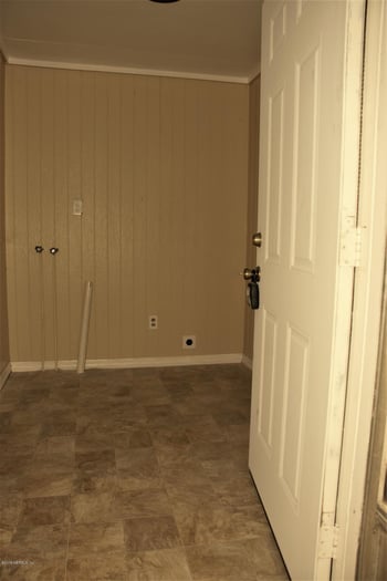 3011 Lake Shore Blvd, Jacksonville, FL 32210