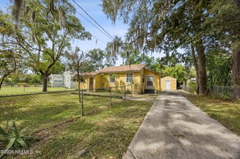 3011 Lake Shore Blvd, Jacksonville, FL 32210