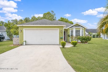 3013 Wavering Ln, Middleburg, FL 32068