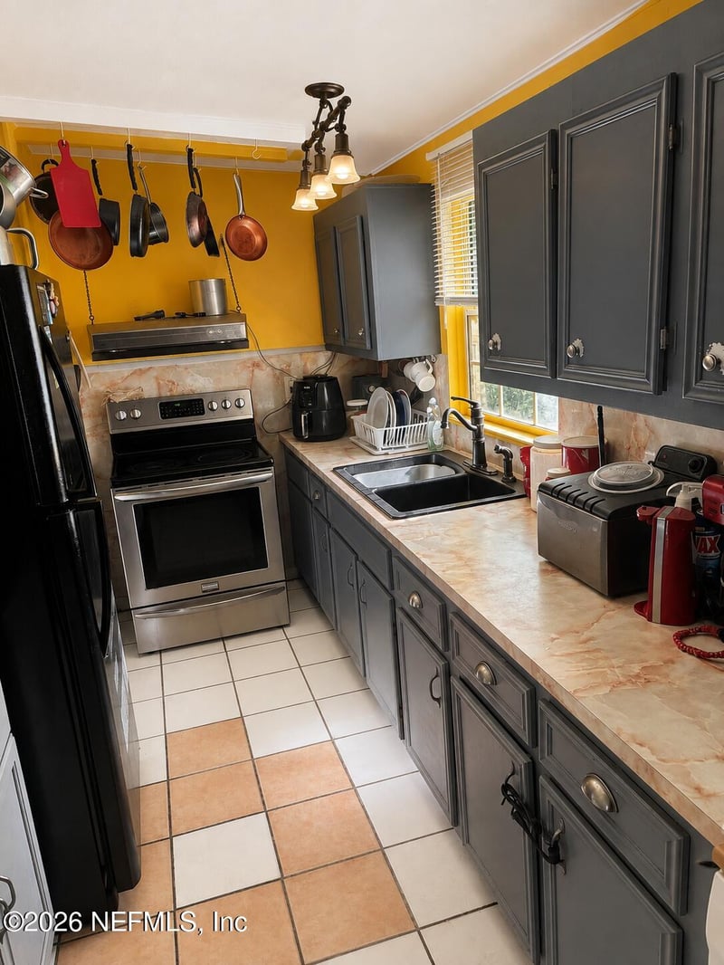 3018 W 9th St, Jacksonville, FL 32254