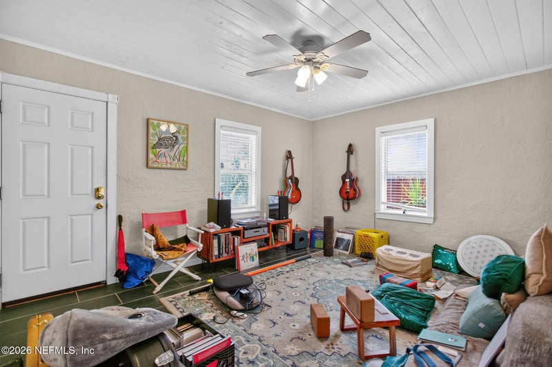 302 S 6th St S, Jacksonville Beach, FL 32250